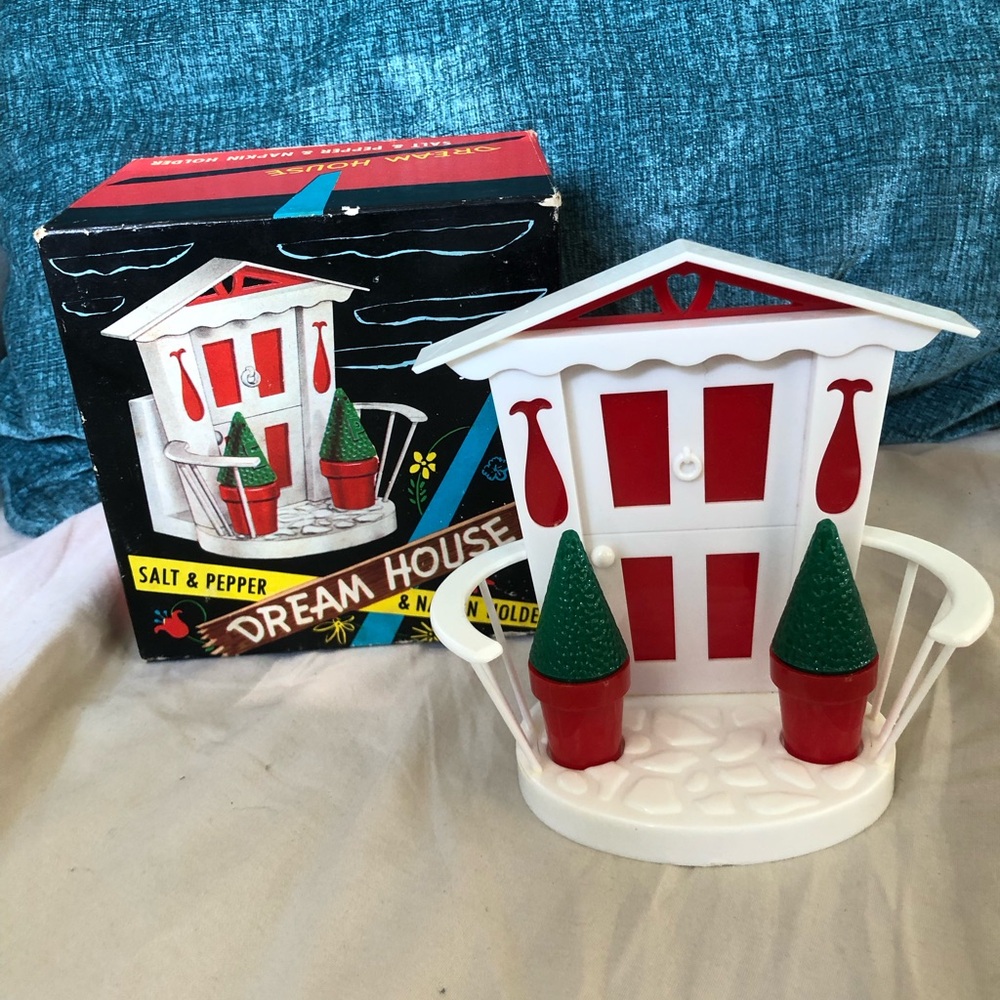 Vintage Mapco “Dream House” Salt and Pepper and Napkin Holder in Original Box